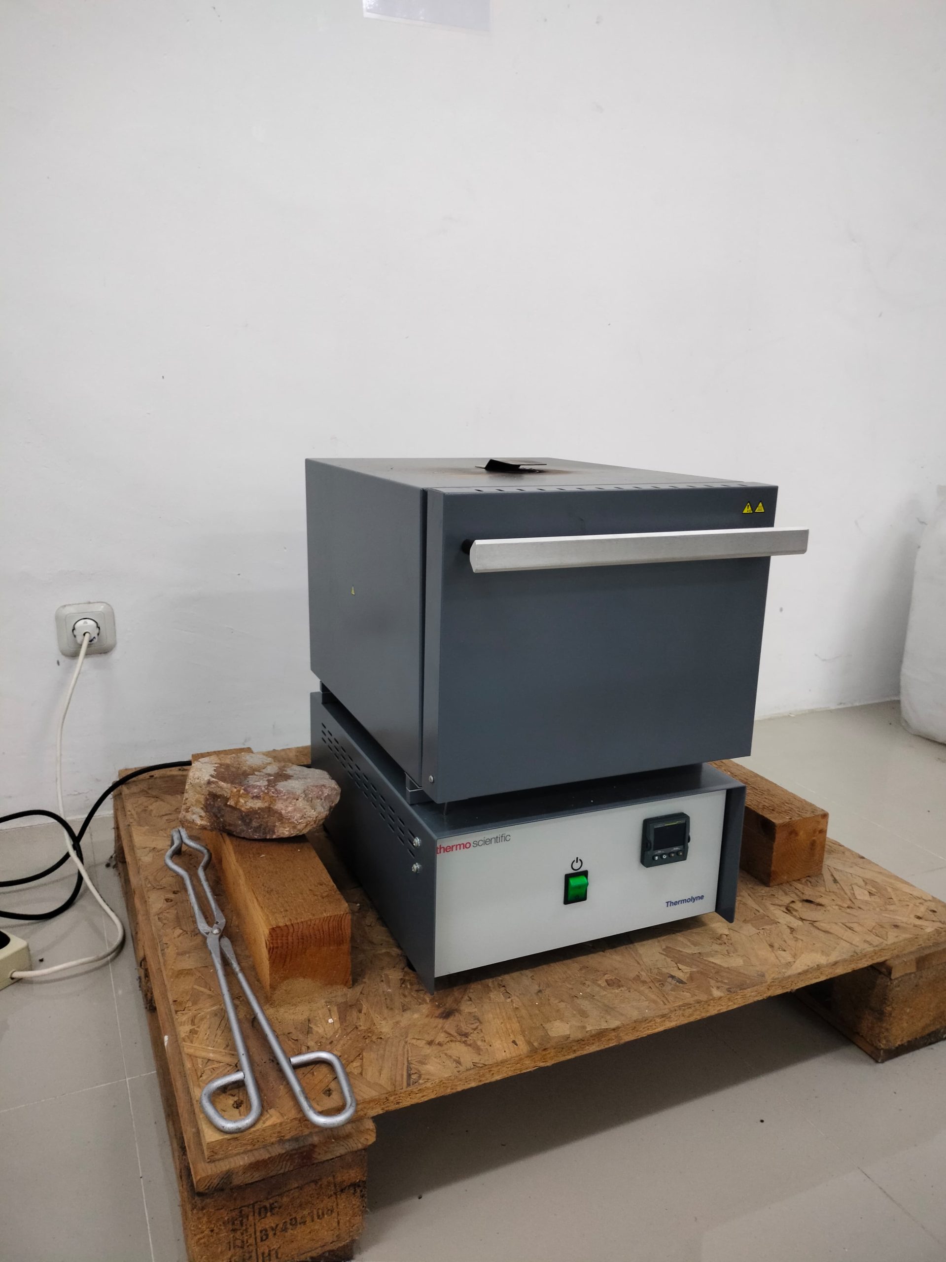 54_Furnace Thermoscientific_Lab Kimia Pendidikan